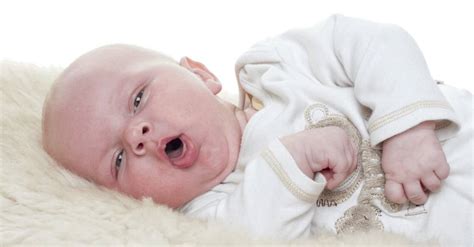 Bebeklerde nefes alırken ıslık sesi gelmesi